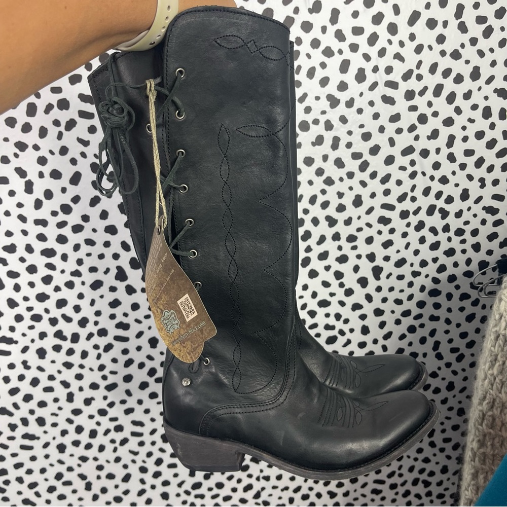 Liberty Black NWT charcoal lace leather heeled cowboy boots